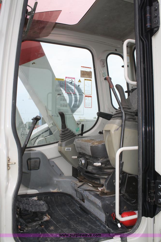 image for item B6971 2004 Link-Belt 75MSR mini excavator