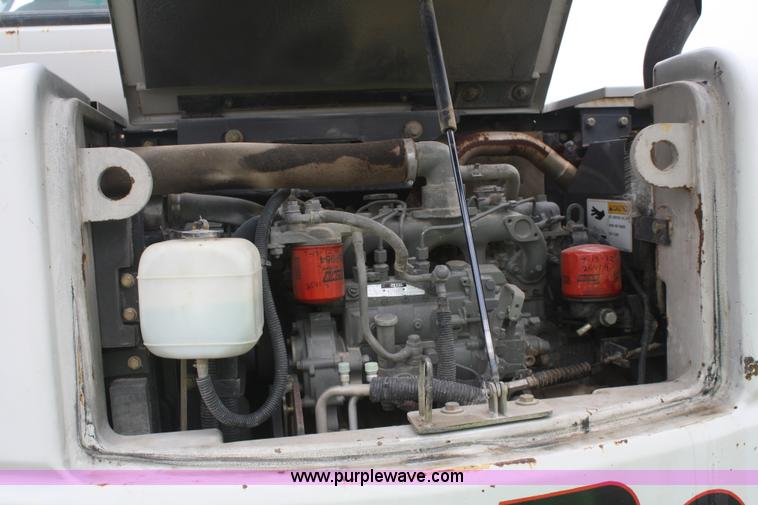 image for item B6971 2004 Link-Belt 75MSR mini excavator