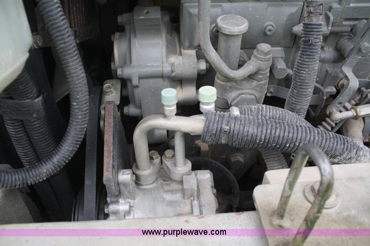 image for item B6971 2004 Link-Belt 75MSR mini excavator