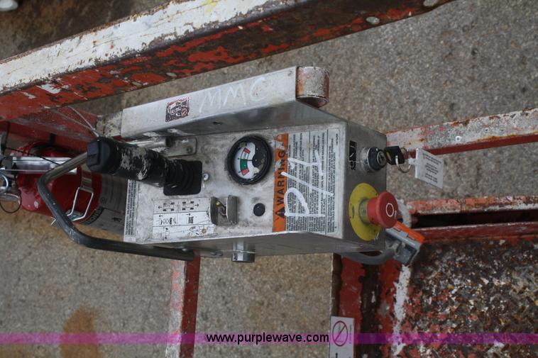 image for item B6976 2006 Skyjack SJ-III 3219 electric scissor lift