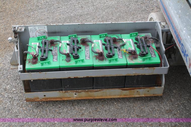 image for item B6976 2006 Skyjack SJ-III 3219 electric scissor lift