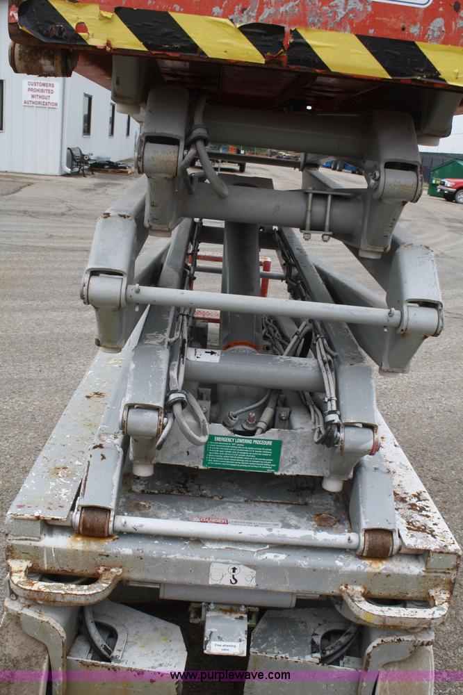 image for item B6976 2006 Skyjack SJ-III 3219 electric scissor lift