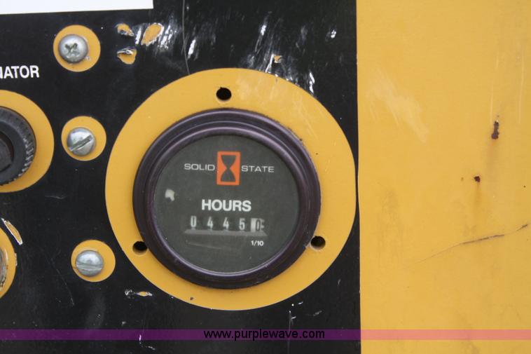 image for item B6978 2006 Vermeer LM42 trencher cable plow