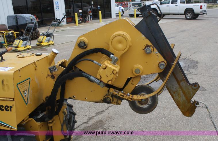image for item B6978 2006 Vermeer LM42 trencher cable plow