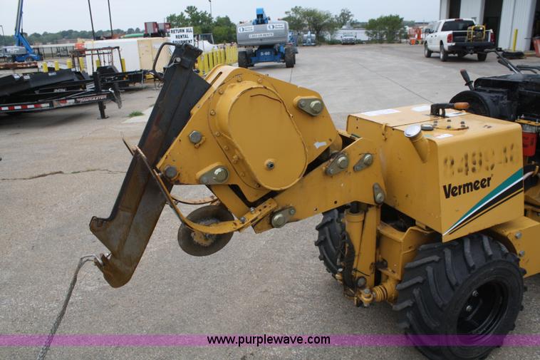 image for item B6978 2006 Vermeer LM42 trencher cable plow