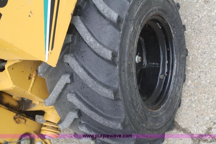 image for item B6978 2006 Vermeer LM42 trencher cable plow