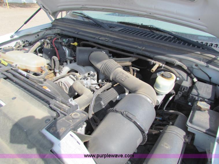 image for item B7483 2000 Ford F250 XL Super Duty SuperCab pickup truck