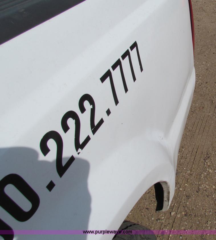 image for item B7483 2000 Ford F250 XL Super Duty SuperCab pickup truck