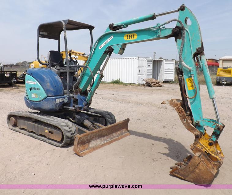 image for item B7484 2007 IHI 30NX-2 mini excavator