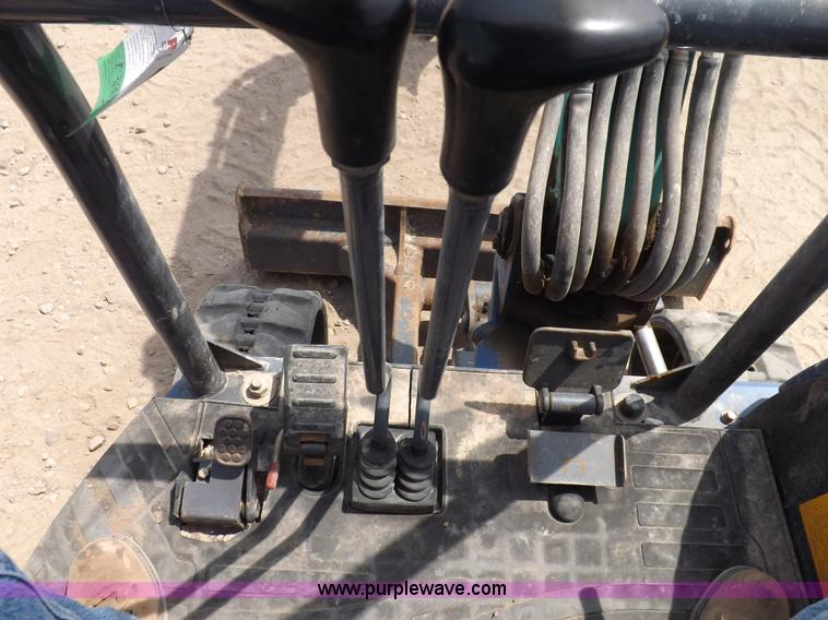 image for item B7484 2007 IHI 30NX-2 mini excavator