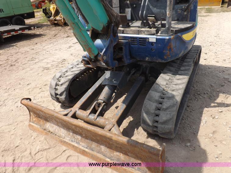 image for item B7484 2007 IHI 30NX-2 mini excavator