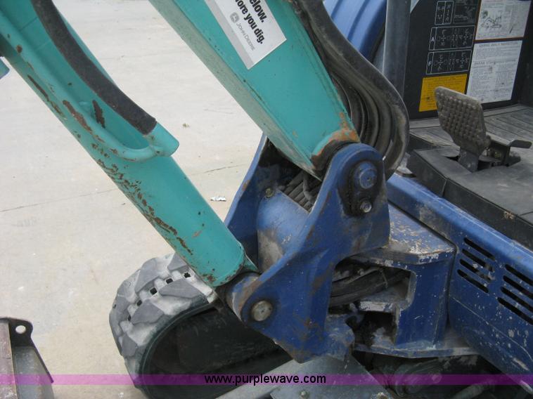 image for item B8059 2007 IHI 30NX-2 mini excavator