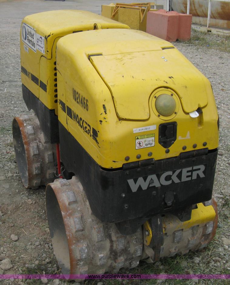 image for item B8060 2007 Wacker RT articulating trench compactor