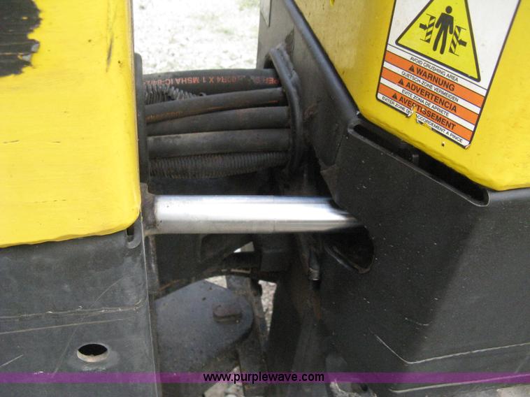 image for item B8060 2007 Wacker RT articulating trench compactor