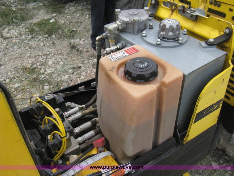image for item B8060 2007 Wacker RT articulating trench compactor