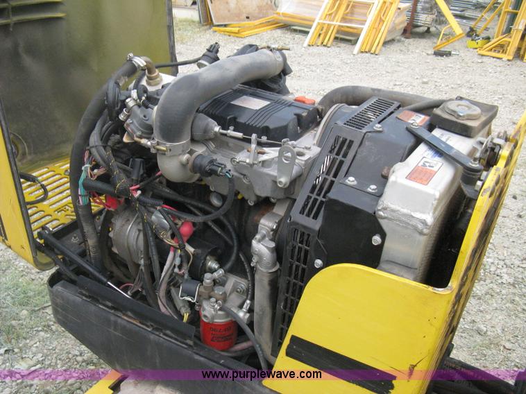 image for item B8060 2007 Wacker RT articulating trench compactor