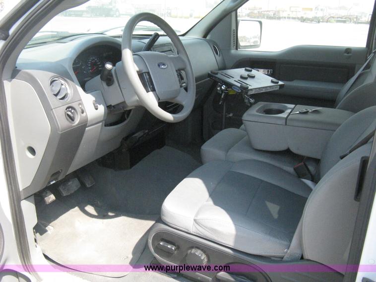 image for item B8064 2007 Ford F150 XLT SuperCab pickup truck