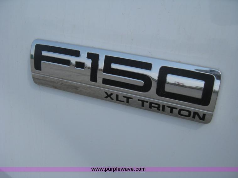 image for item B8064 2007 Ford F150 XLT SuperCab pickup truck