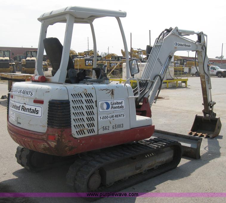 image for item B8067 2004 Takeuchi TB135 compact excavator