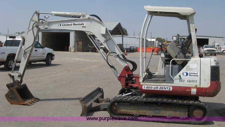 image for item B8067 2004 Takeuchi TB135 compact excavator