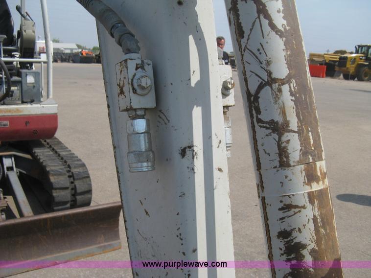 image for item B8067 2004 Takeuchi TB135 compact excavator