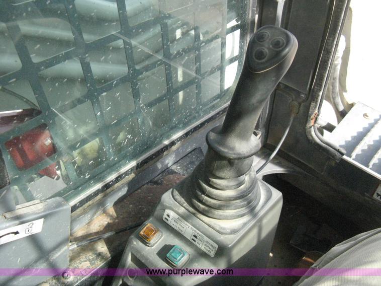 image for item B8116 2006 Takeuchi TL150C track skid steer