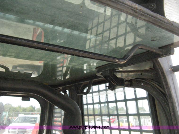 image for item B8116 2006 Takeuchi TL150C track skid steer