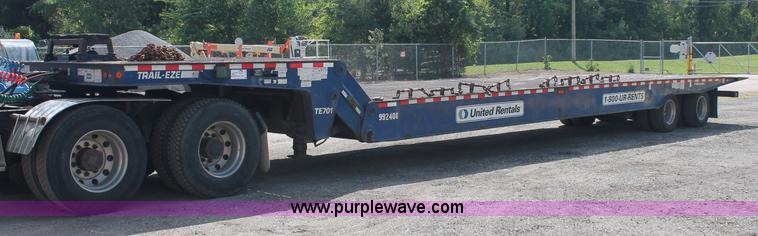 image for item C2783 2007 Trail-Eze TE701 48' heavy duty slide axle trailer