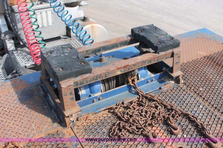 image for item C2783 2007 Trail-Eze TE701 48' heavy duty slide axle trailer