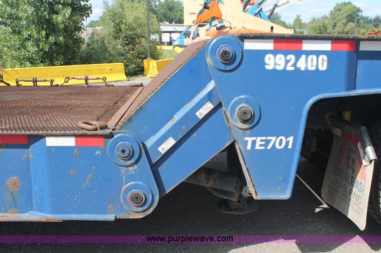 image for item C2783 2007 Trail-Eze TE701 48' heavy duty slide axle trailer