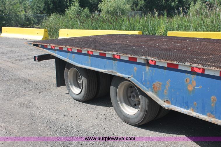 image for item C2783 2007 Trail-Eze TE701 48' heavy duty slide axle trailer
