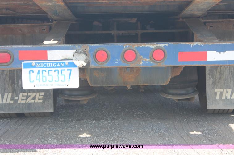 image for item C2783 2007 Trail-Eze TE701 48' heavy duty slide axle trailer