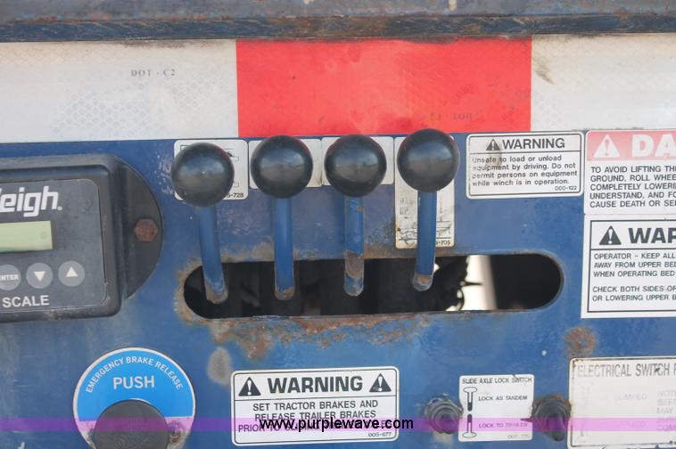 image for item C2783 2007 Trail-Eze TE701 48' heavy duty slide axle trailer