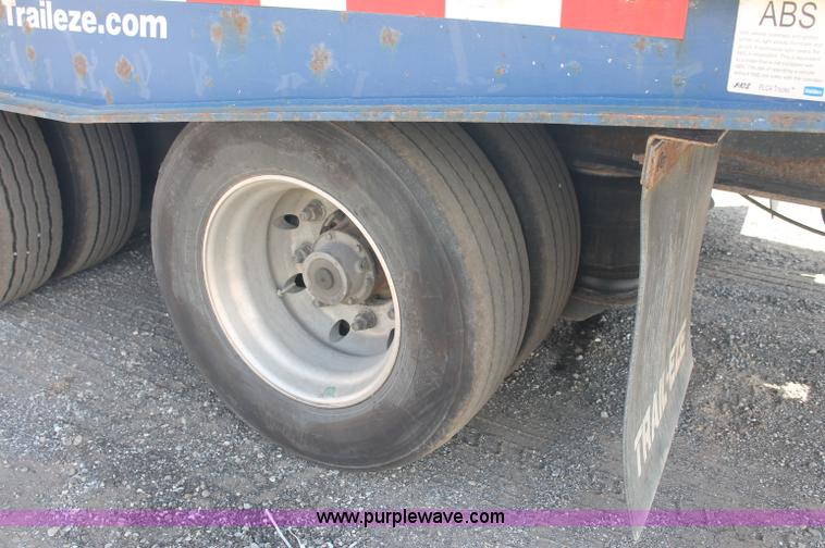 image for item C2783 2007 Trail-Eze TE701 48' heavy duty slide axle trailer
