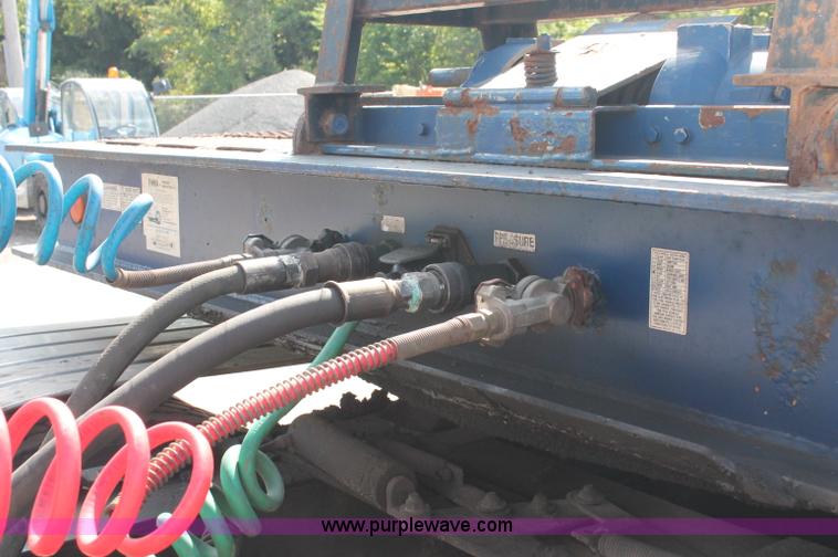 image for item C2783 2007 Trail-Eze TE701 48' heavy duty slide axle trailer