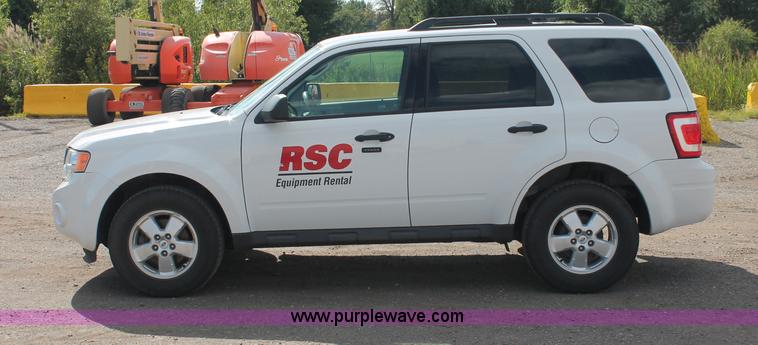 image for item C2785 2009 Ford Escape XLT SUV