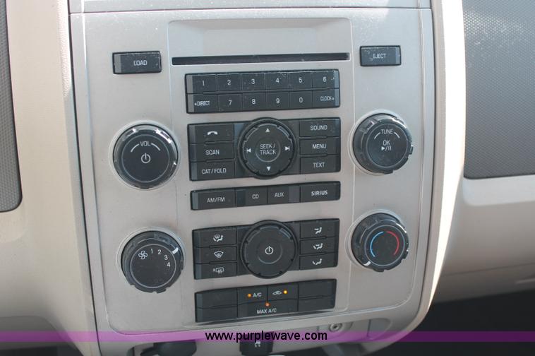 image for item C2785 2009 Ford Escape XLT SUV