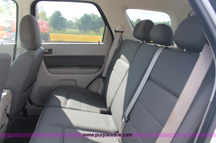 image for item C2785 2009 Ford Escape XLT SUV