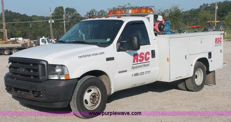 image for item C2788 2004 Ford F350 XL Super Duty service truck