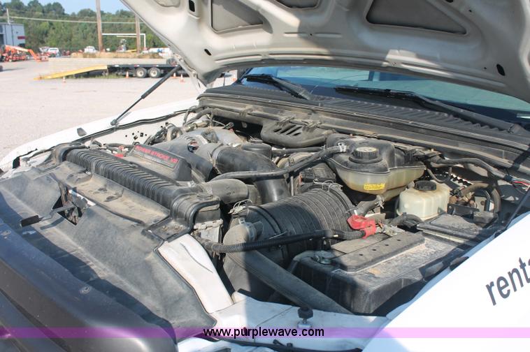 image for item C2788 2004 Ford F350 XL Super Duty service truck