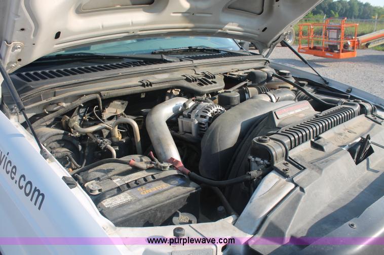 image for item C2788 2004 Ford F350 XL Super Duty service truck