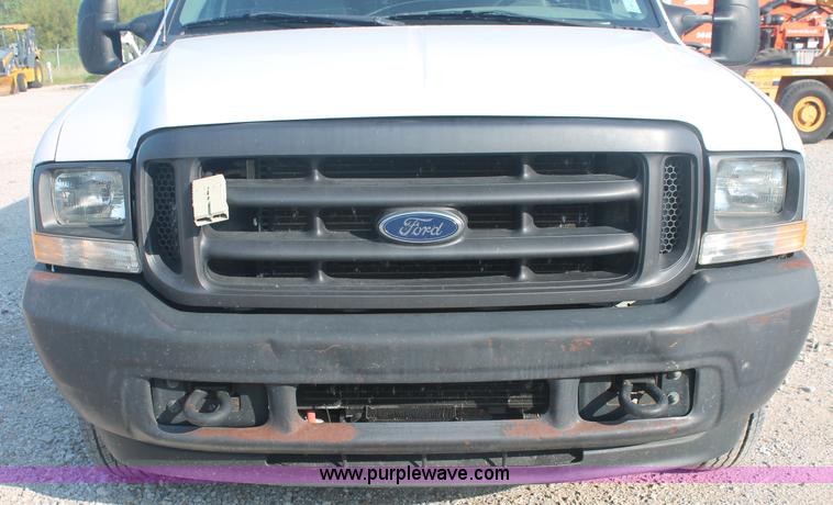 image for item C2788 2004 Ford F350 XL Super Duty service truck