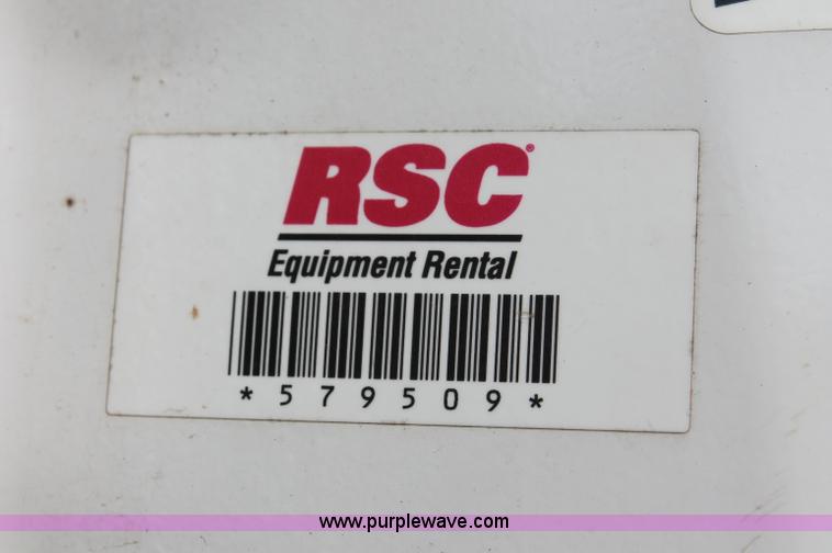 image for item C2788 2004 Ford F350 XL Super Duty service truck