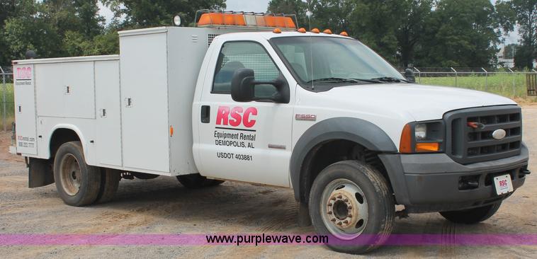 image for item C2790 2005 Ford F550 XL Super Duty service truck