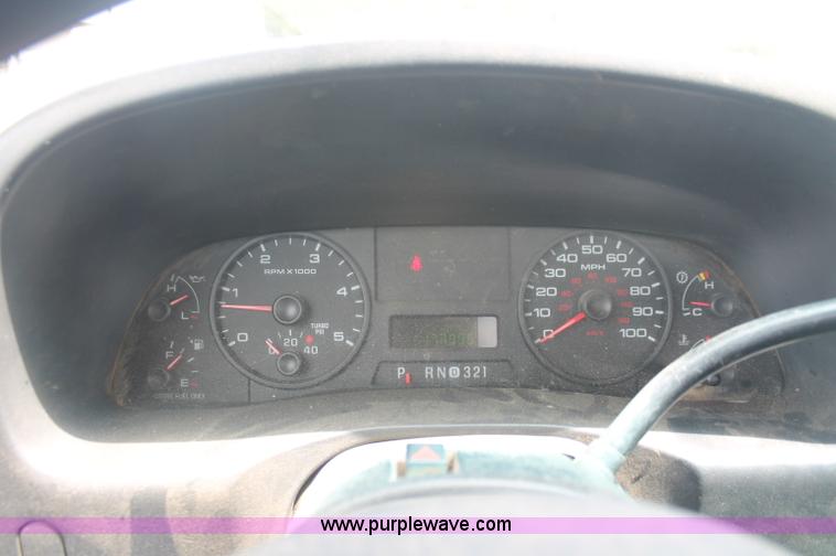 image for item C2790 2005 Ford F550 XL Super Duty service truck