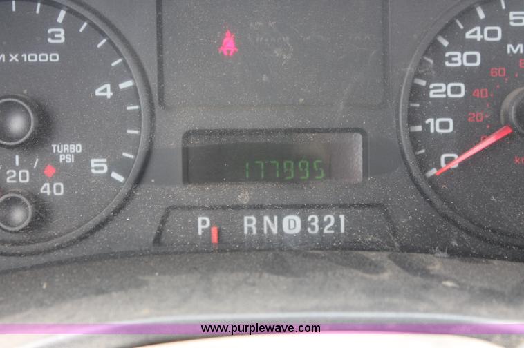 image for item C2790 2005 Ford F550 XL Super Duty service truck