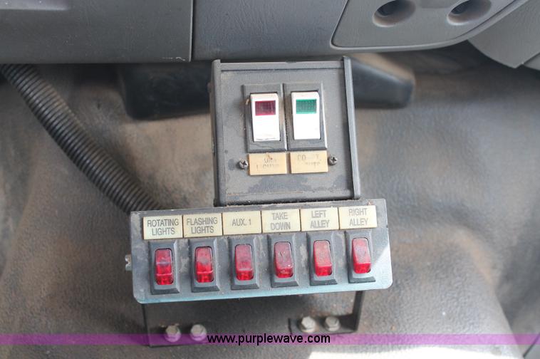 image for item C2790 2005 Ford F550 XL Super Duty service truck