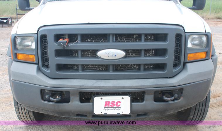 image for item C2790 2005 Ford F550 XL Super Duty service truck