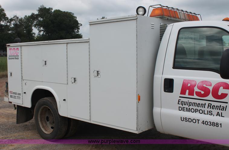 image for item C2790 2005 Ford F550 XL Super Duty service truck