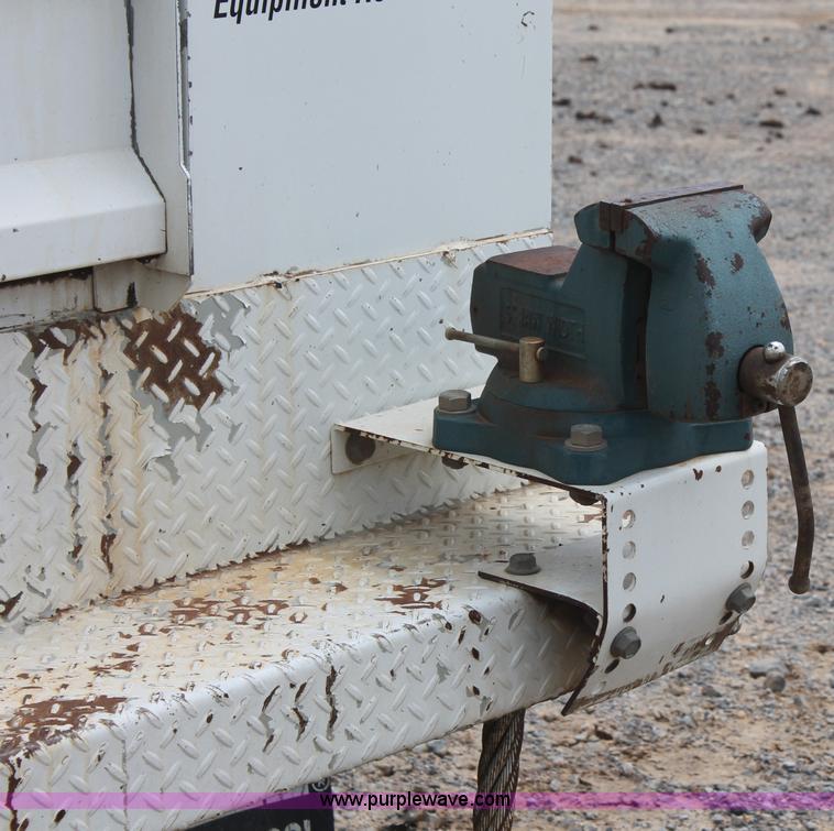 image for item C2790 2005 Ford F550 XL Super Duty service truck